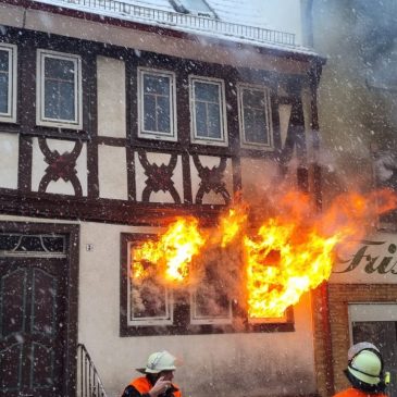 Einsatzbericht: Vollbrand eines Fachwerkhauses